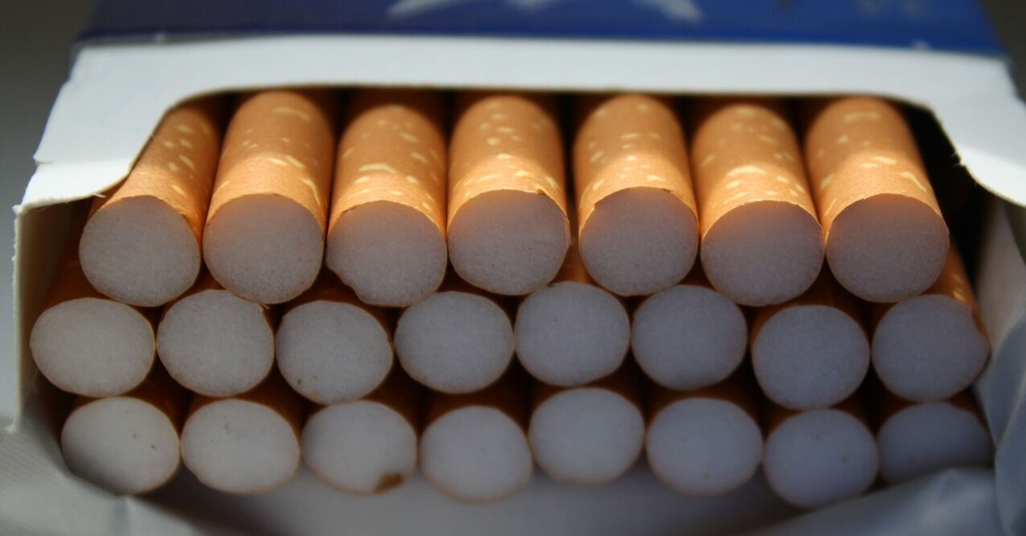 The court ordered to pay a fine of UAH 4.5 million to the Ukrainian budget for counterfeiting Philip Morris cigarettes