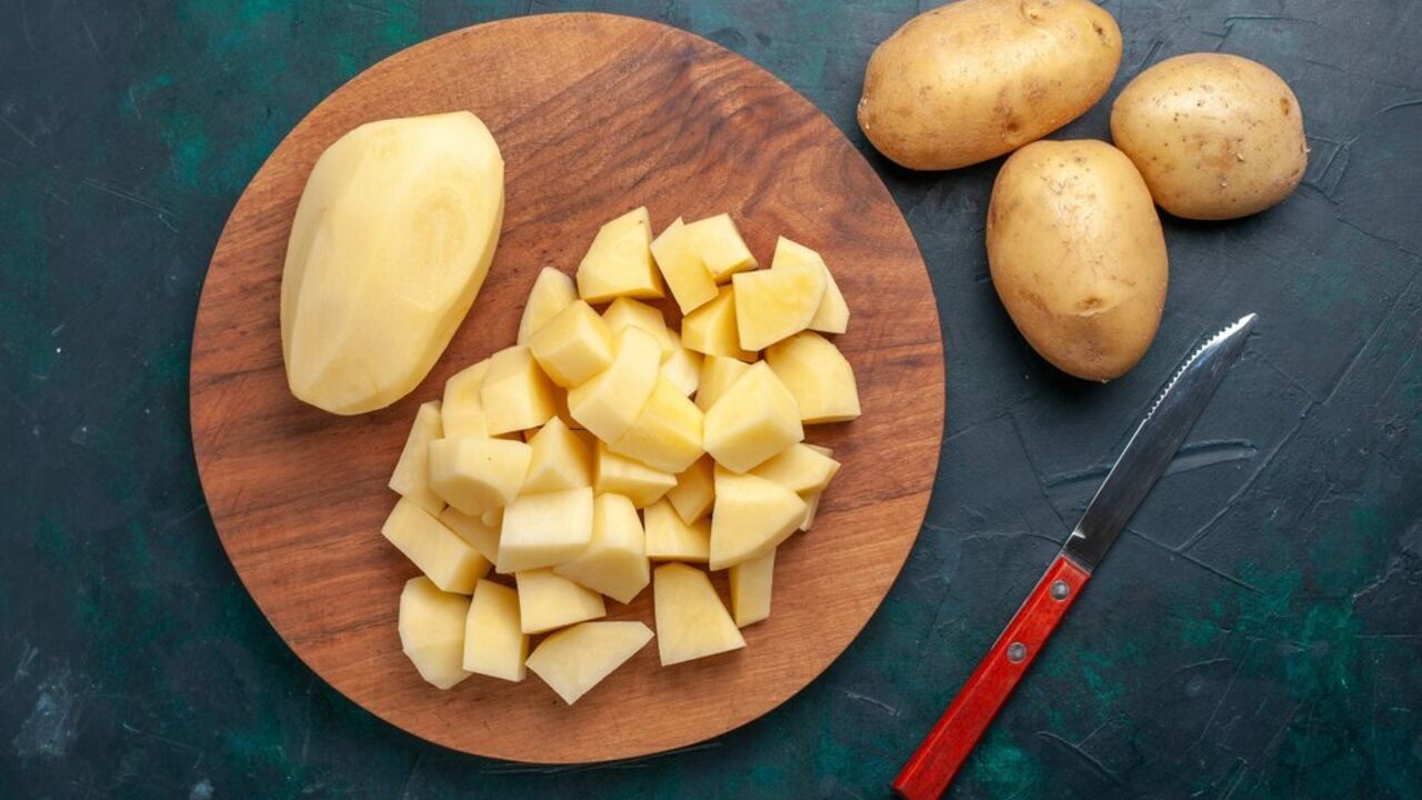 Why freeze potatoes: a simple life hack few people know about