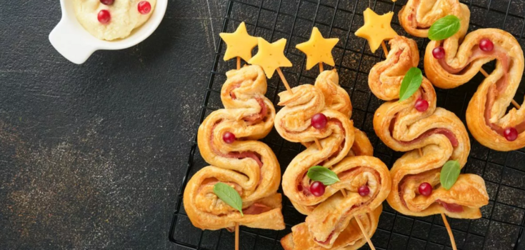 How to prepare easy but exquisite New Year's puff pasty appetizer