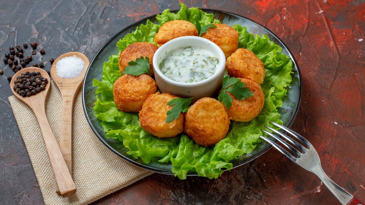 What, besides meat, to cook chops with: a very interesting and tasty idea