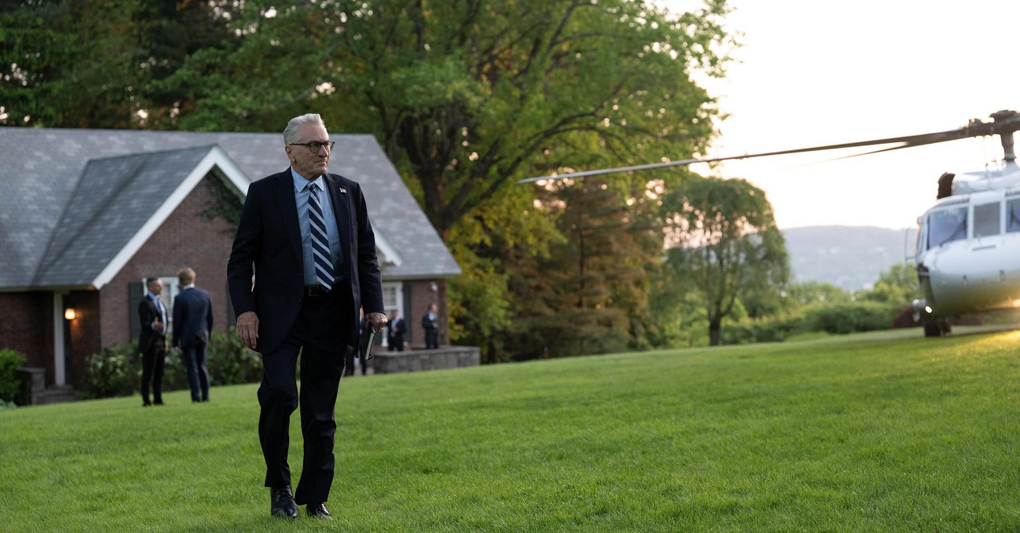 Z Robertem de Niro w roli prezydenta USA: Netflix wypuszcza zwiastun serialu "Zero Day"