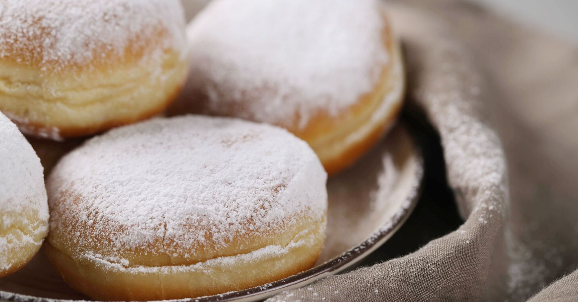 How to make traditional Hanukkah donuts: recipe for Israeli sufganiyot