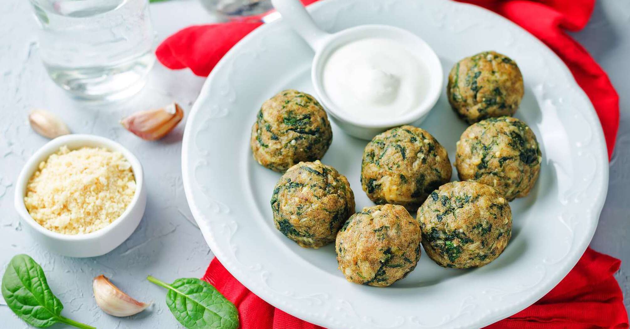 Easier than a Shuba salad: how to make delicious potato balls with herring for a festive table