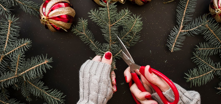 Najlepsze kolory do manicure zimowego: ocena od stylistów paznokci gwiazd