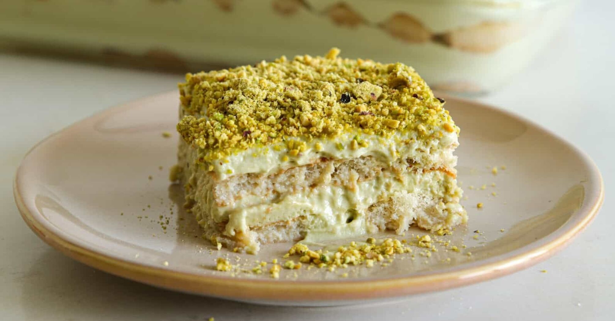 Atmospheric pistachio tiramisu for the festive table: a dessert that will impress everyone