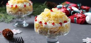 Z kurczakiem i grzybami: najsmaczniejsza sałatka noworoczna, którą każdy polubi