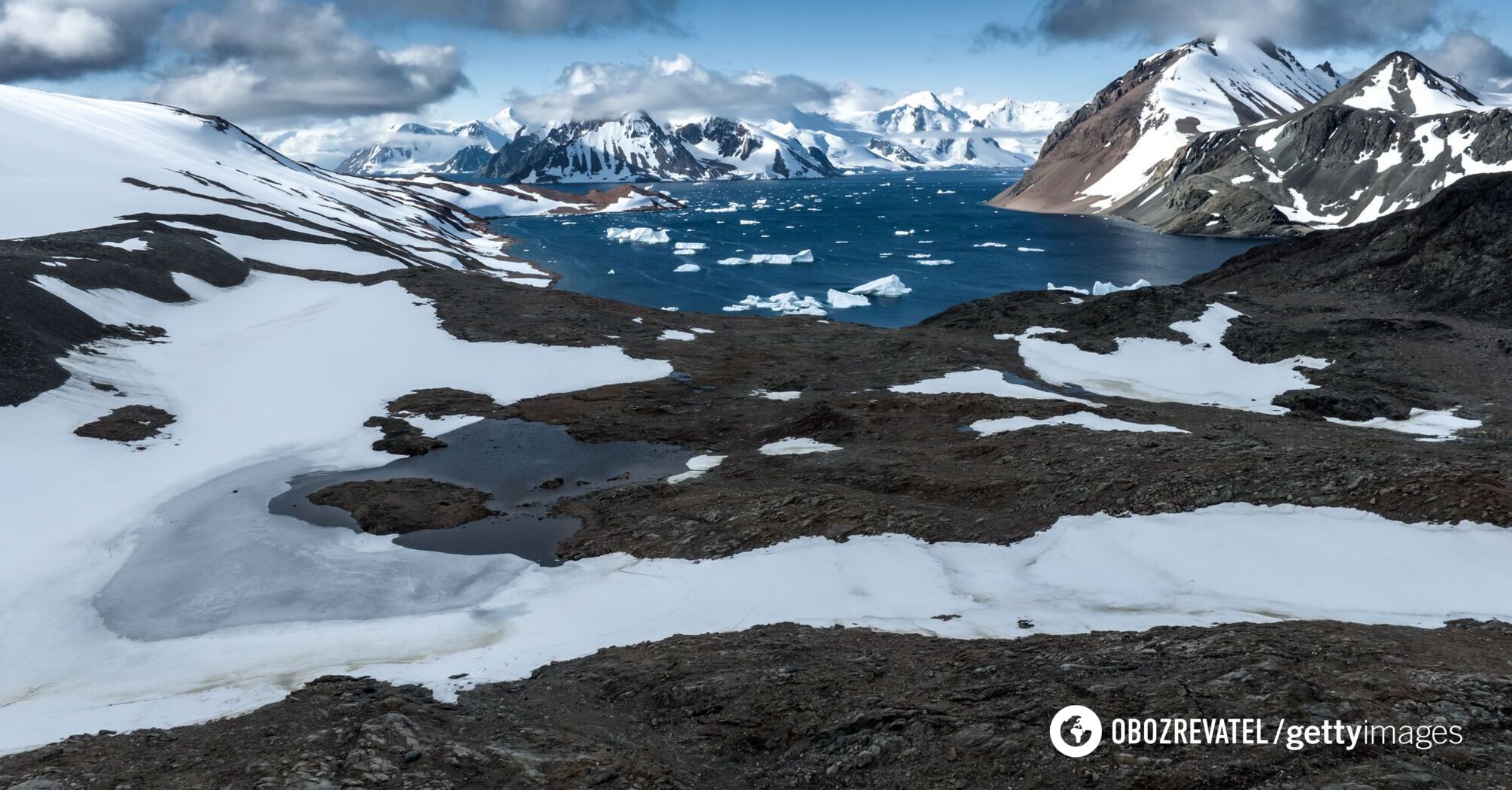 Antarctica's mystery: a unique ecosystem teeming with life found beneath Lake Enigma