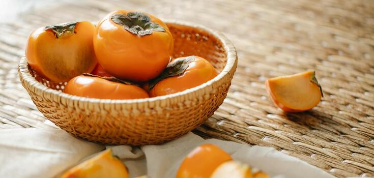 Why pour hot water over persimmons: an interesting life hack