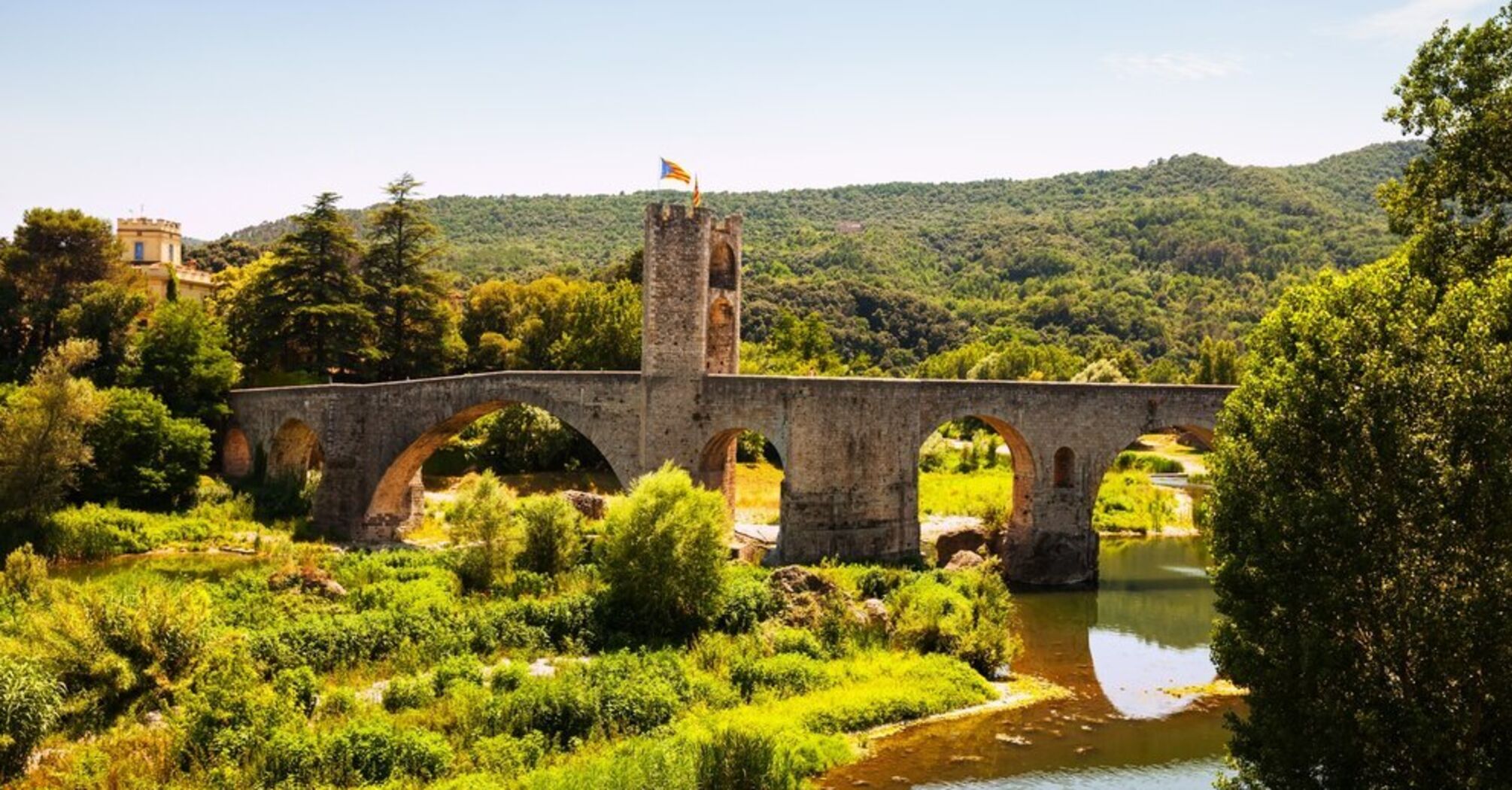 Leaving the world behind: a picturesque mountain town in Spain will pay you to move there