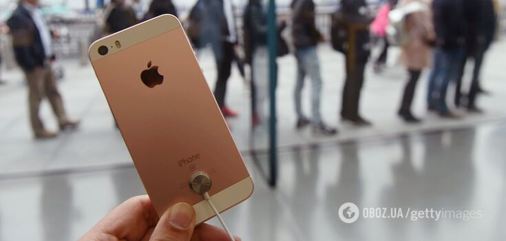 Insider reveals what surprising new features the iPhone SE 4 may get