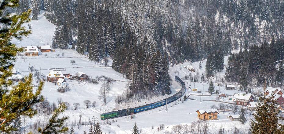 "Ukrzaliznytsia has launched a new special train to the mountains