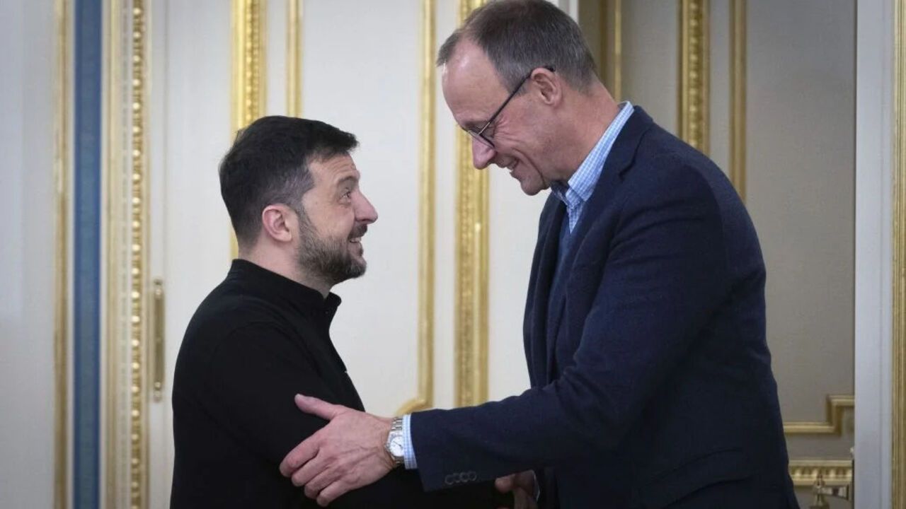 "Oczekujemy bardziej zdecydowanych działań". Zełenski wzywa Merza do zwiększenia wsparcia dla Ukrainy
