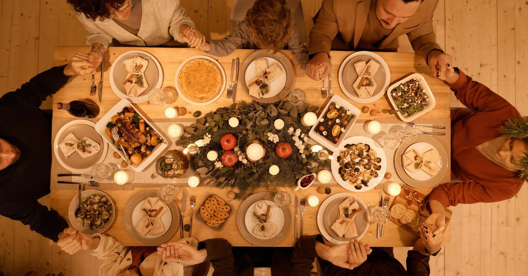 What is cooked around the world for Christmas: the most interesting traditional dishes