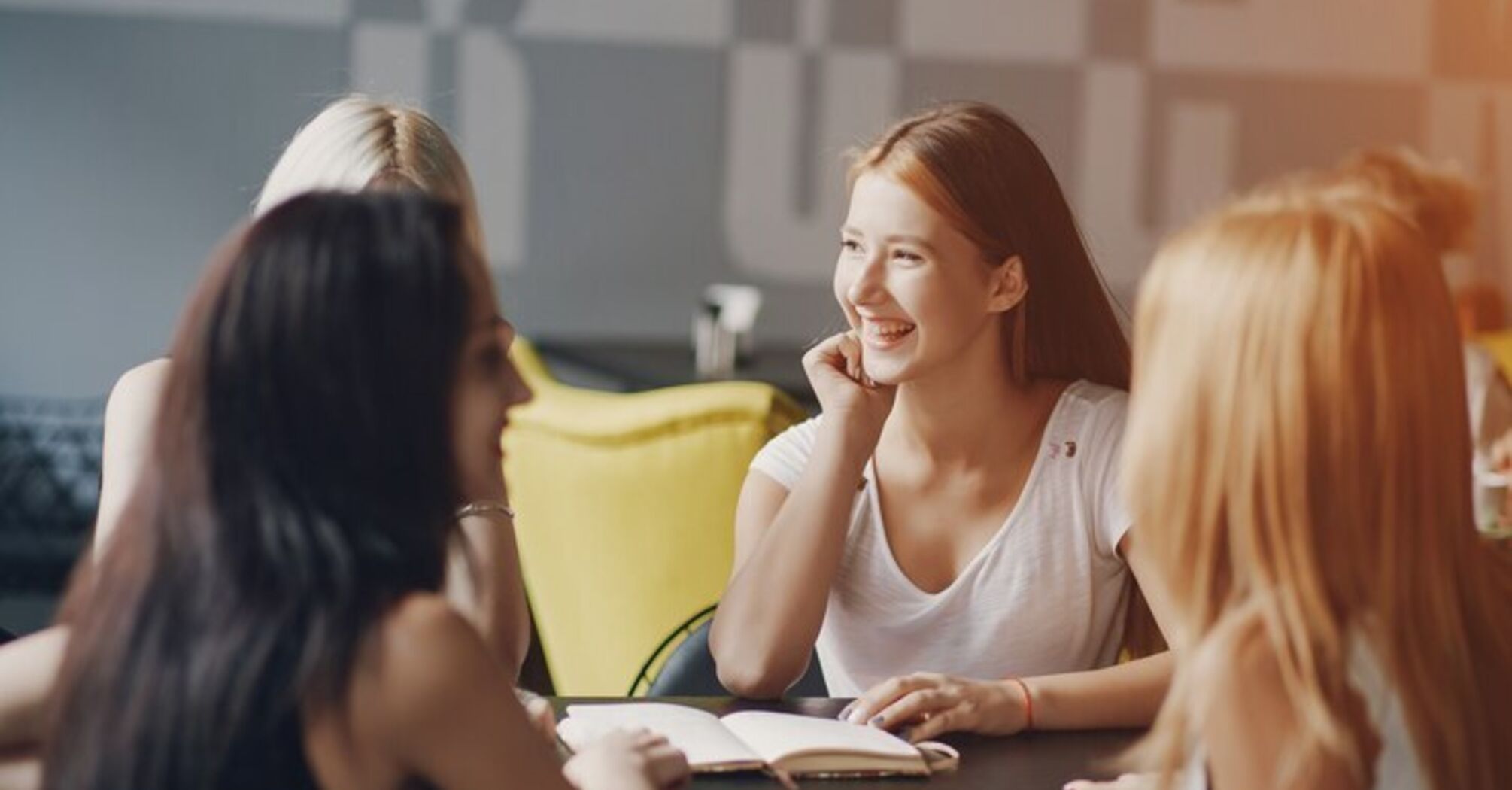 Спілкування часто викликає виснаження