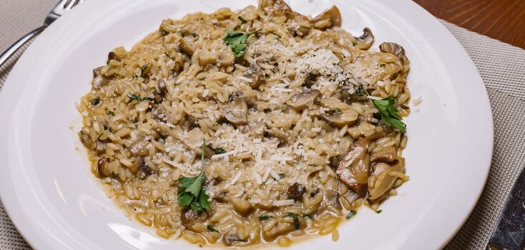 Orzo with mussels: how to cook pasta so that everyone thinks it's rice