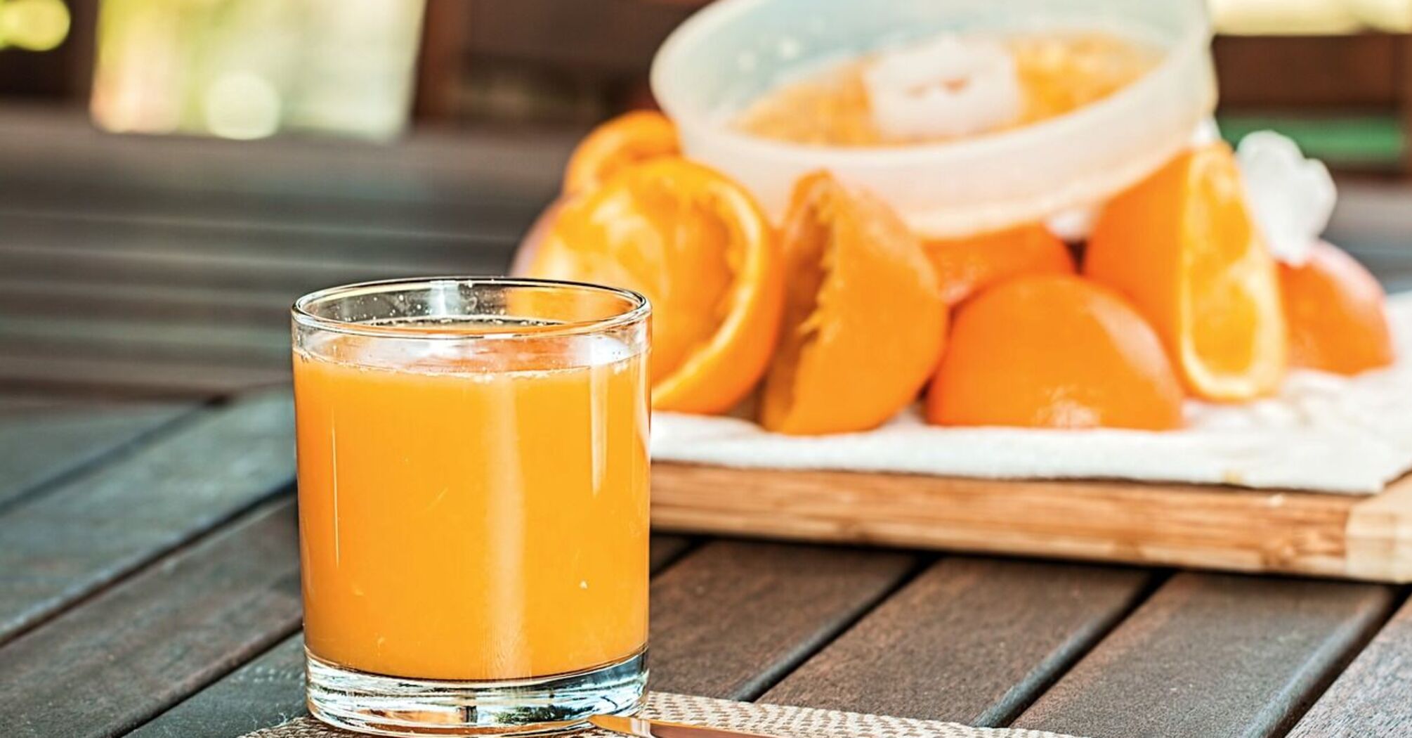 Why you shouldn't drink 100% fruit juice, especially for children: scientists have proven the harmful effects