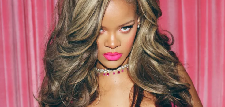 From lipstick to manicure: Rihanna showed the perfect look for Valentine's Day