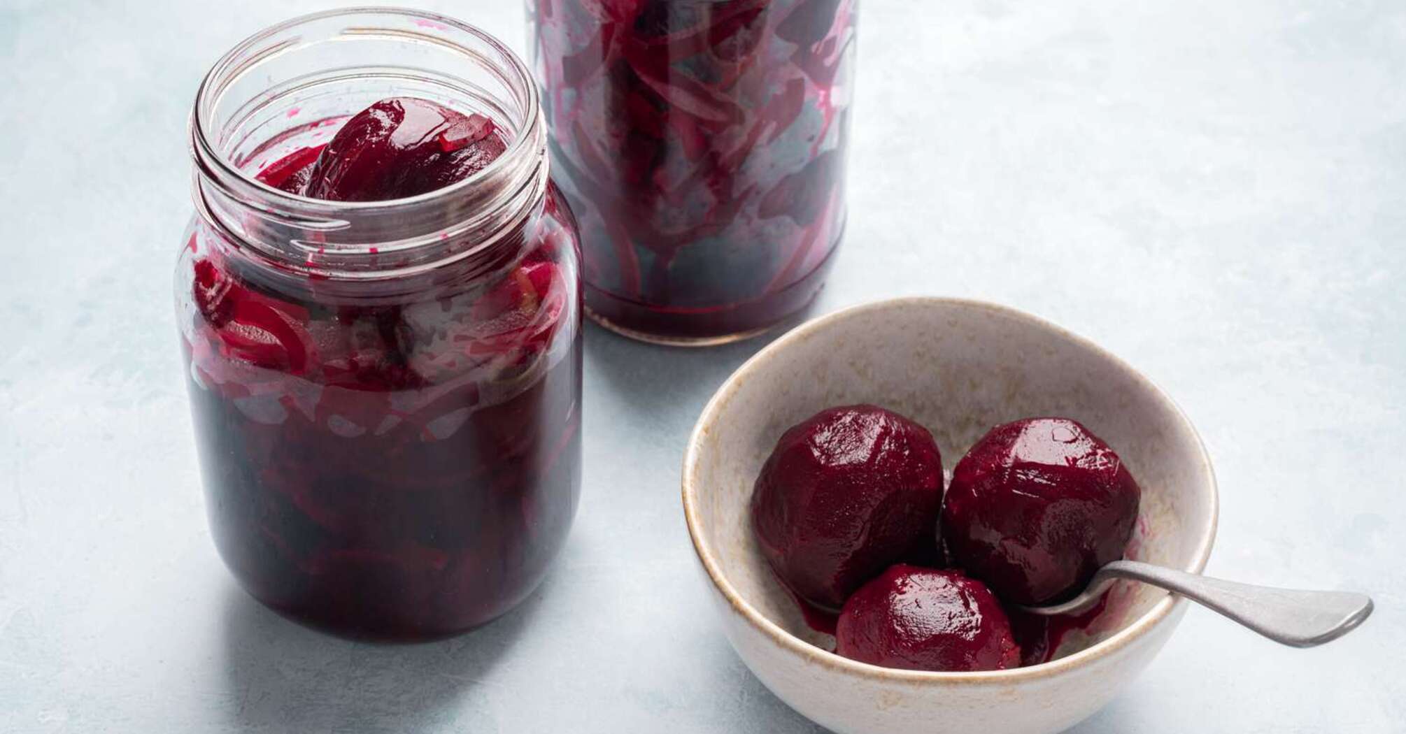 No knife: how to peel a lot of cooked beets in 1 second