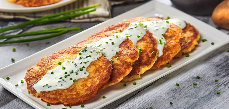Hearty lordly potato pancakes: what to make the filling from