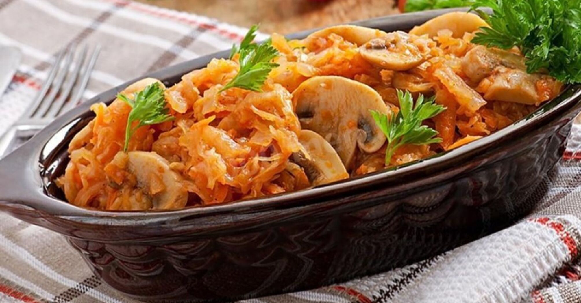 How to cook traditional stewed cabbage with millet: a dish that generations have known about