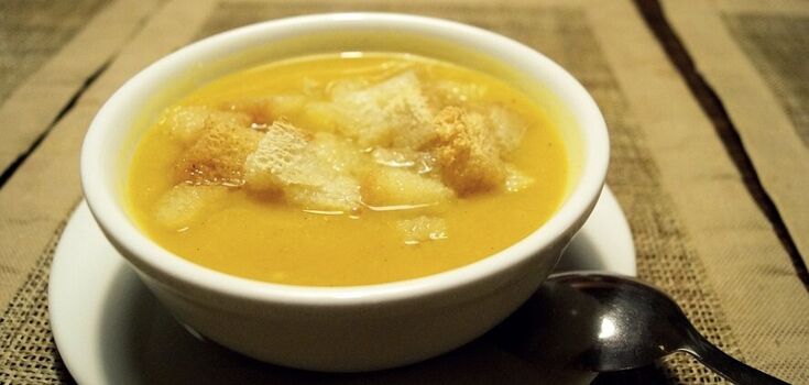 Pea soup in a new way: what meat should be added