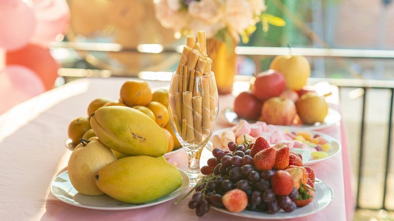 The most harmful fruit has been named: don't eat too much of it
