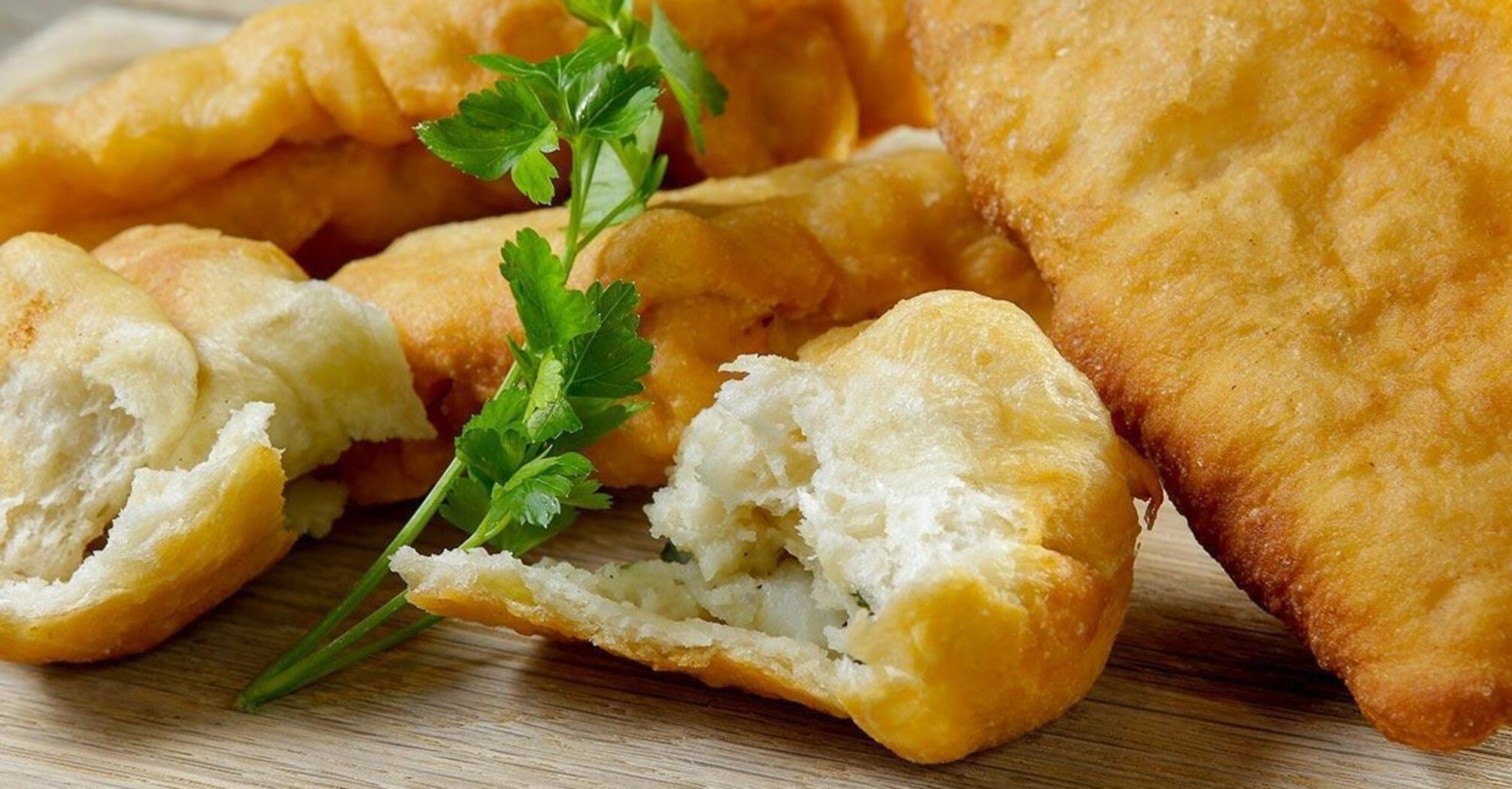 Fried pies will be crispy and fluffy: what dough to use