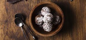 Homemade candies made from cookies and coconut: a recipe from Hector Jimenez-Bravo