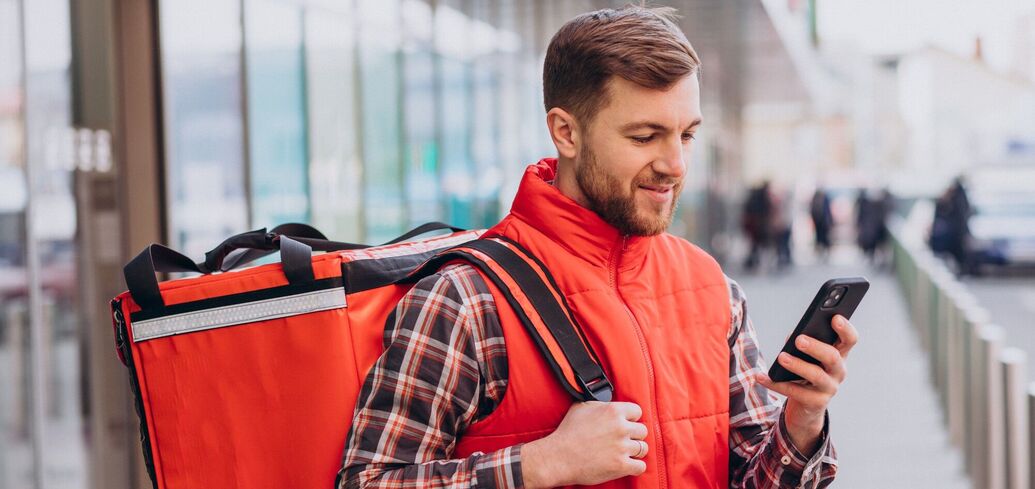 Плюси та мінуси роботи кур'єром