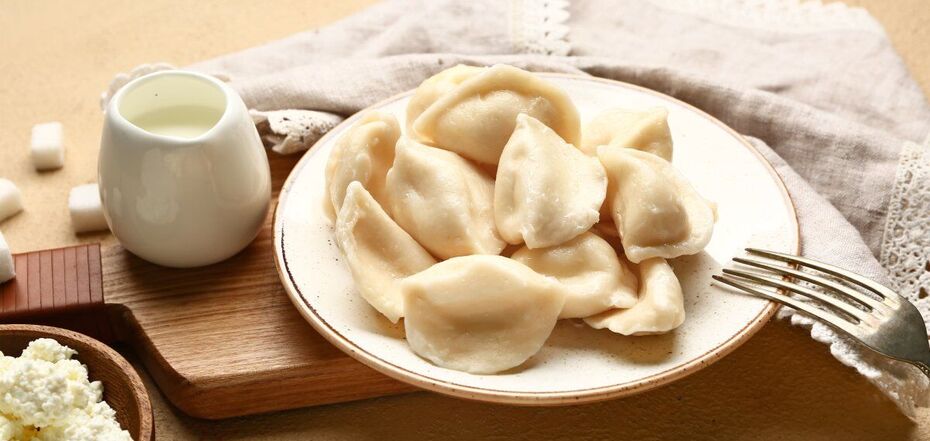 Dumplings will have a beautiful color and turn out soft: what to make the dough from