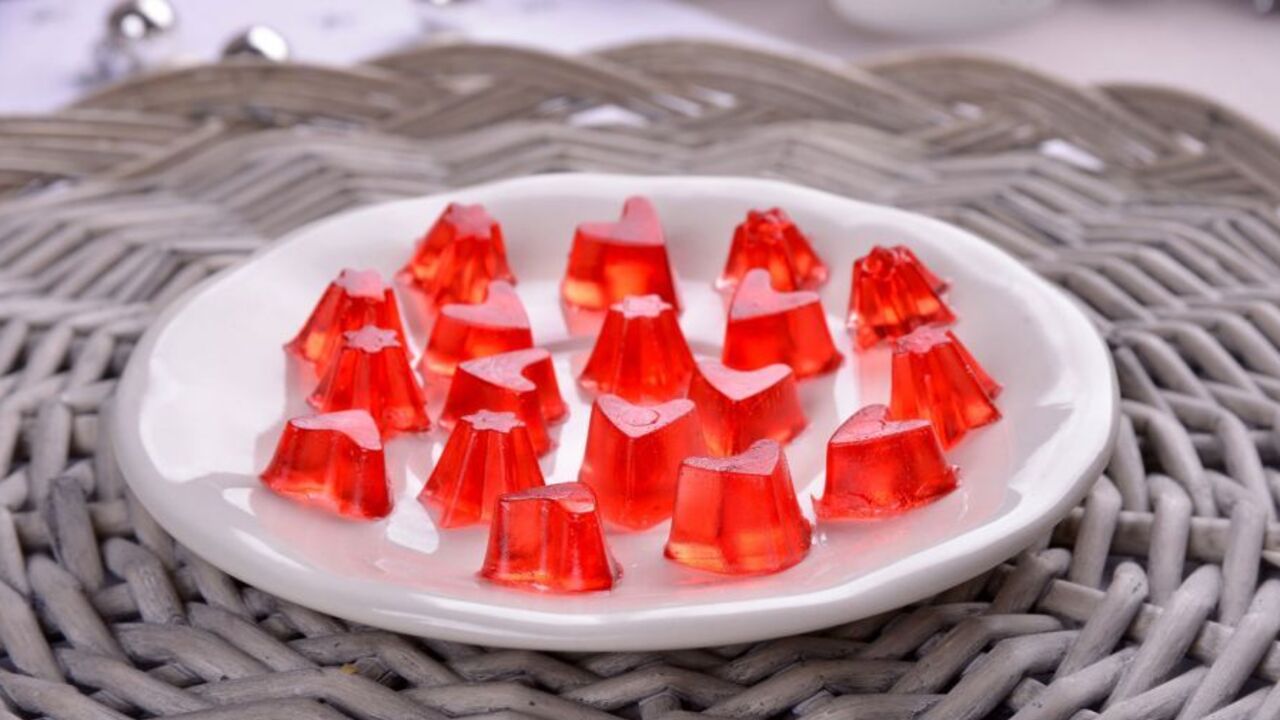 How to make healthy marmalade sweets: only natural ingredients