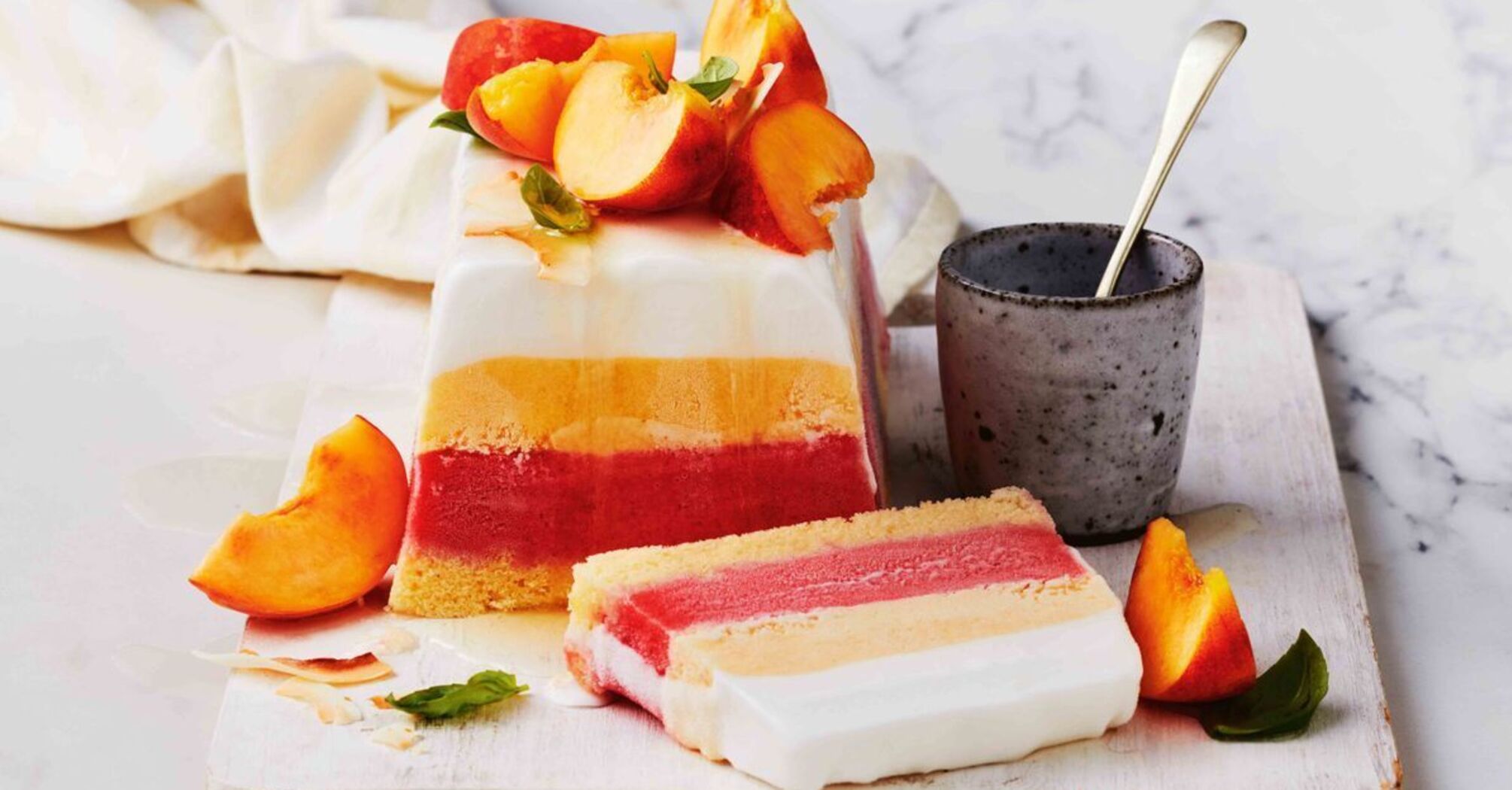 Delikatny deser jogurtowy w 15 minut: bez pieczenia