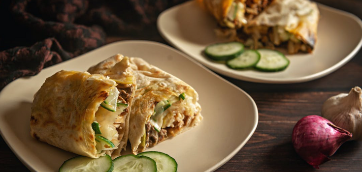 What to cook for breakfast: a hearty dish of pita bread and eggs