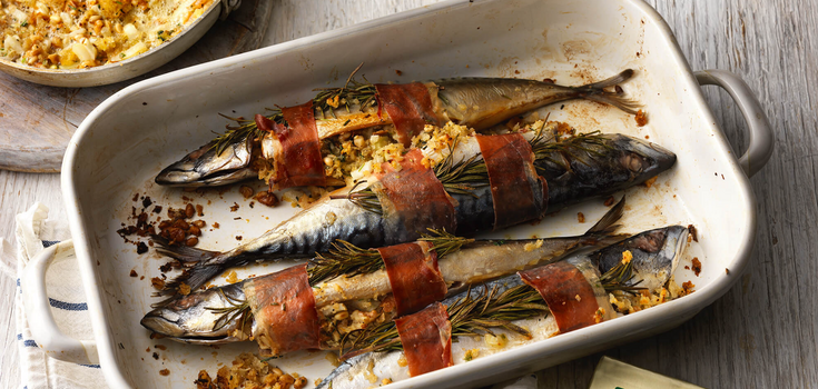 A successful marinade for baked mackerel: the best recipe