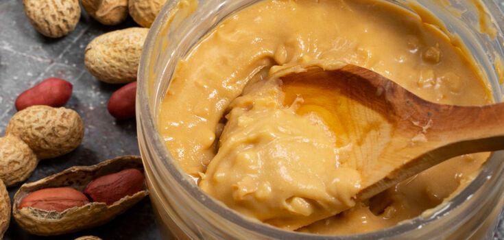 Полезно ли арахисовое масло для здоровья: все "за" и "против" продукта