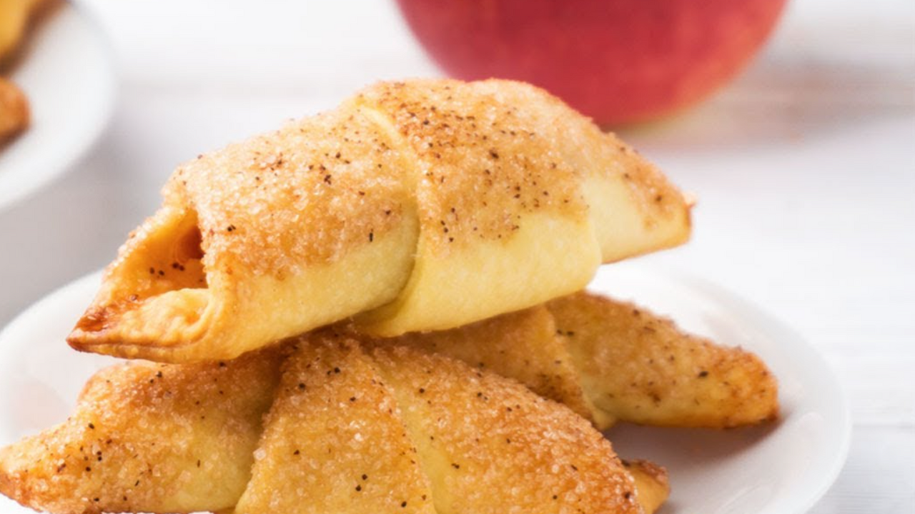 Cottage cheese dough bagels: a recipe without milk, yeast and eggs