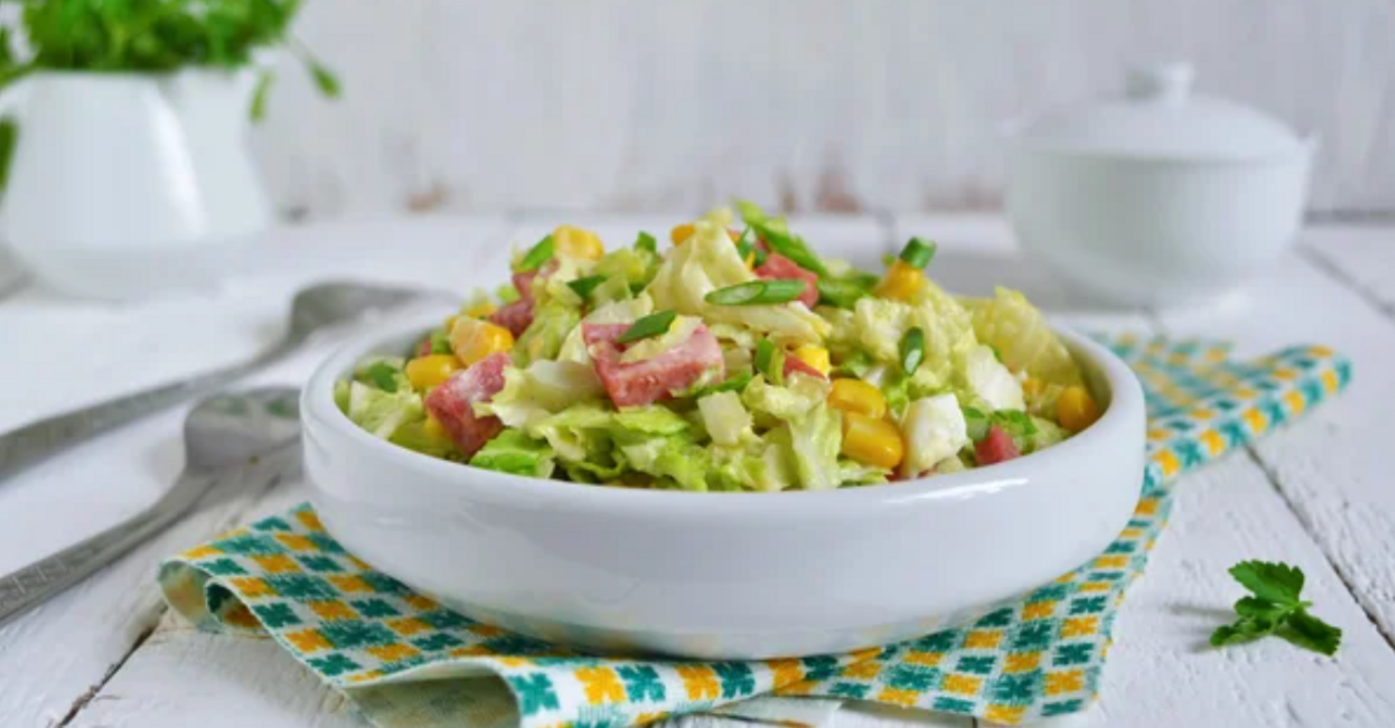 Light salad with Chinese cabbage and mayonnaise: a dish for every day