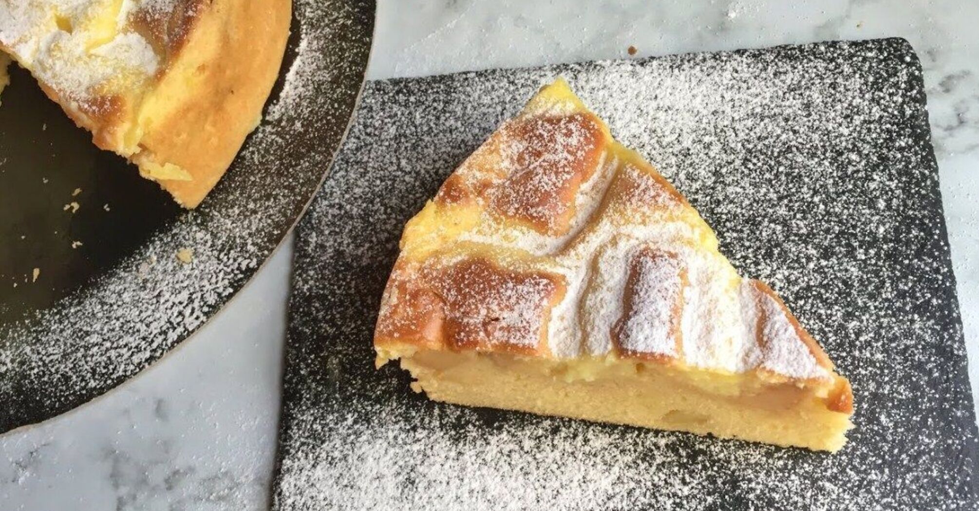 Charlotte in a frying pan: a lazy version of a popular dessert