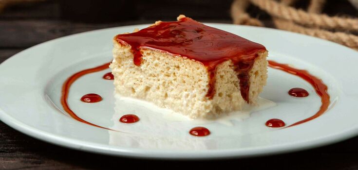 Without flour and soda: fluffy banana-chocolate cottage cheese casserole instead of cheesecakes