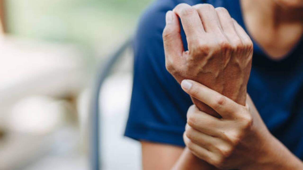 Как увеличить силу запястья и снять скованность: 5 основных упражнений