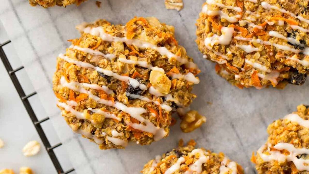 Healthy carrot cookies for children: without eggs and sugar