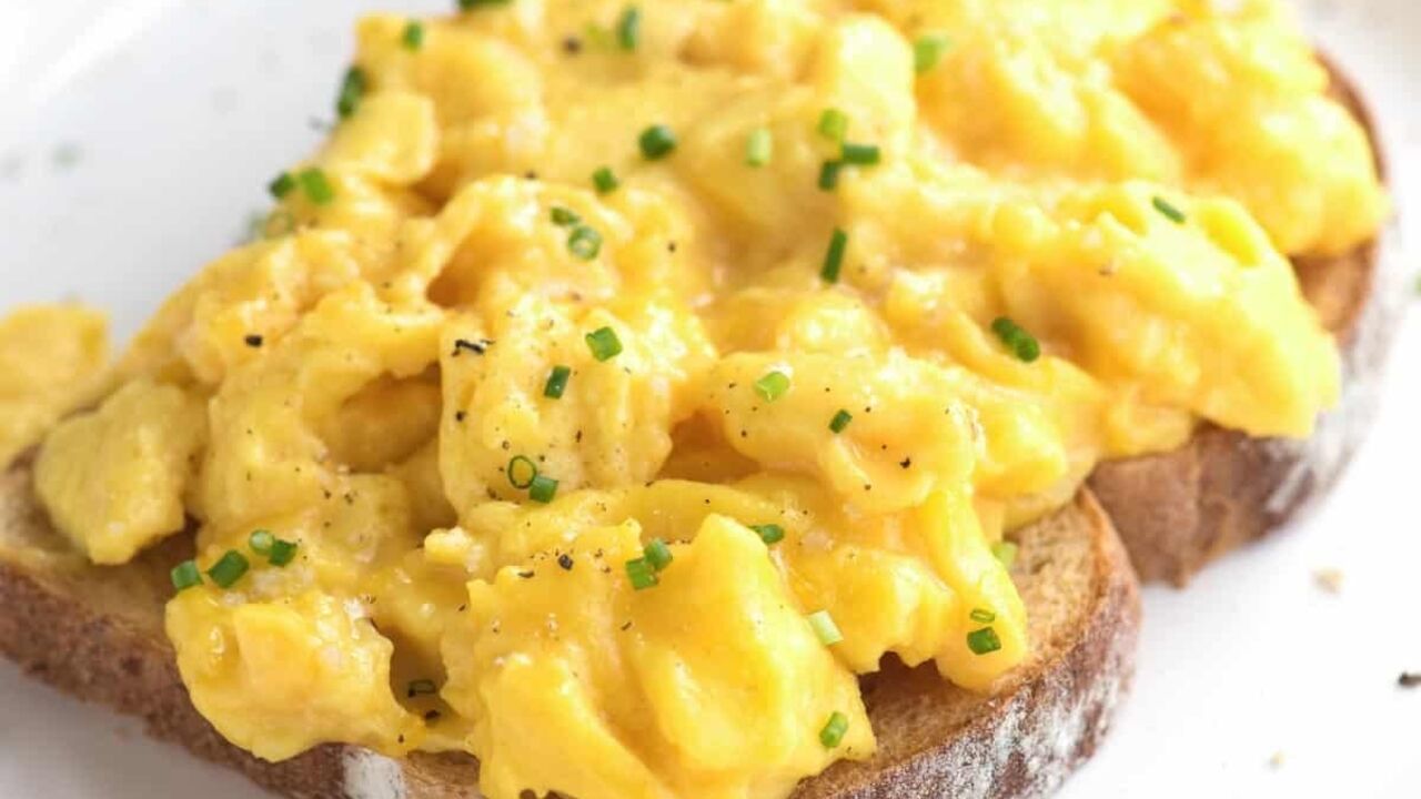 What consistency should the scramble be: cooking technology