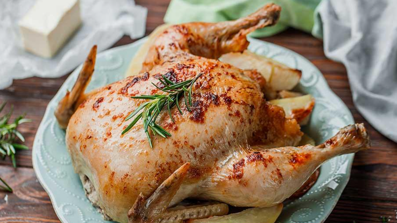 What marinade to bake chicken in to make it juicy and tender: the most successful recipe