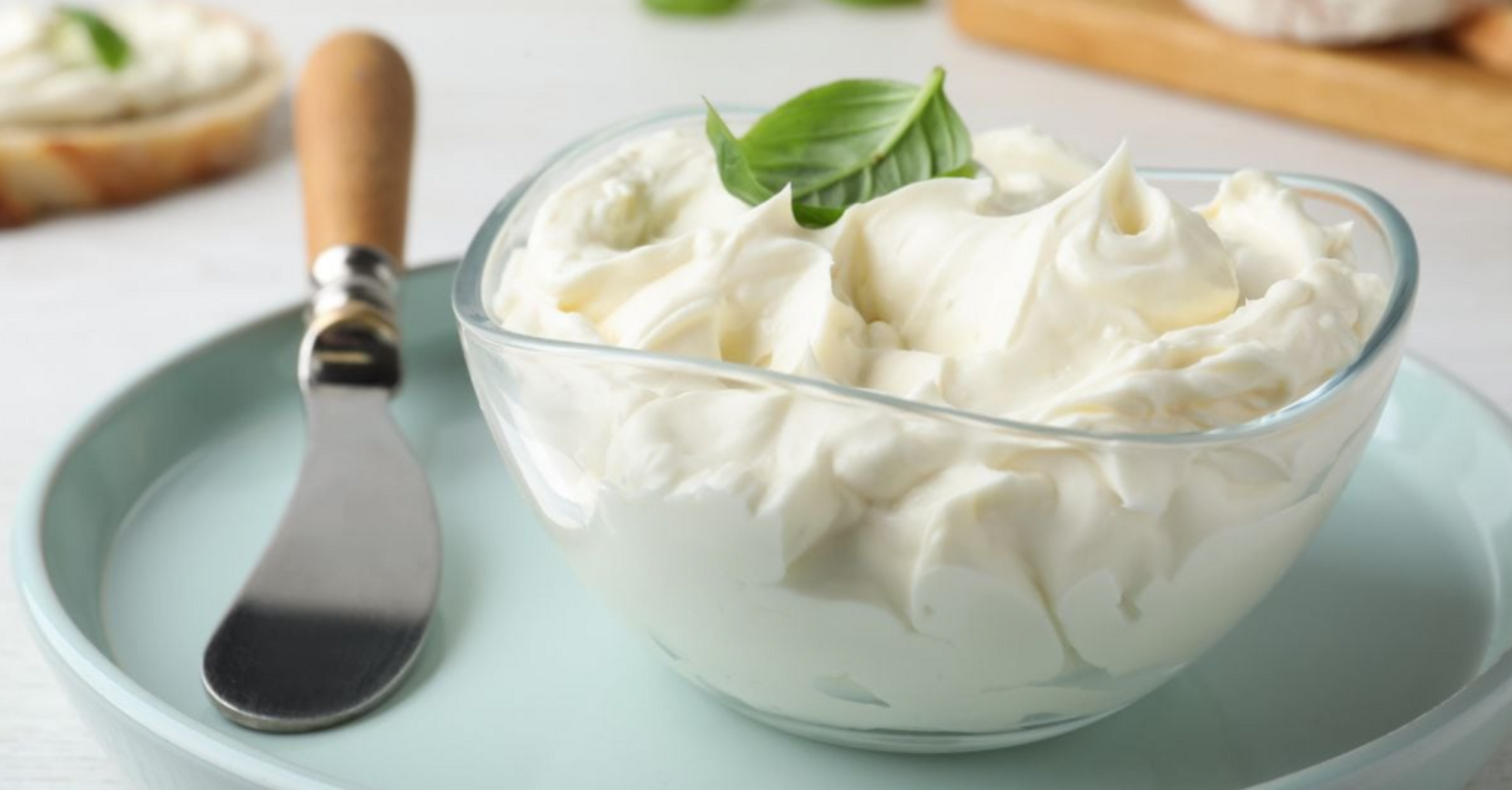Philadelphia cream cheese at home in 5 minutes: the easiest recipe