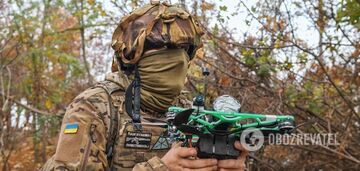 Siły Zbrojne Ukrainy zaczęły używać dronów FPV z automatycznym naprowadzaniem na linii frontu: co o nich wiadomo? Wideo