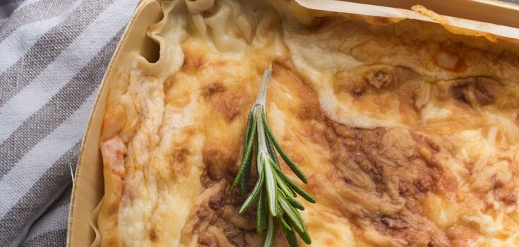 Very fast and delicious pita bread pie: how to prepare an original dish