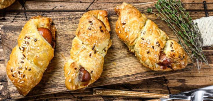 Sausages in dough