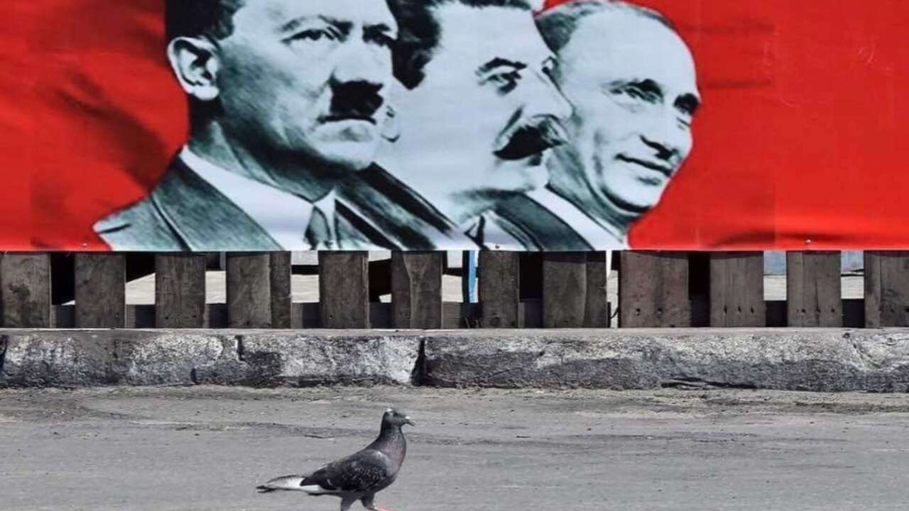 Putin myśli i zachowuje się jak terrorysta, bo nim jest - Poroszenko