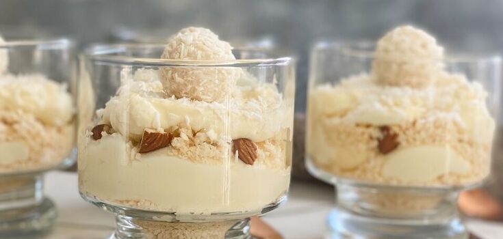Spektakularny deser Raffaello bez pieczenia: z ciasta waflowego