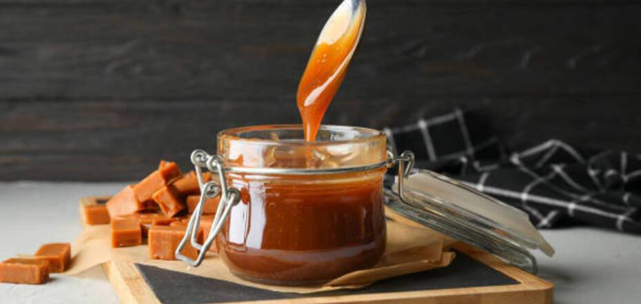 Homemade caramel in 15 minutes from three ingredients: can be stored for a month